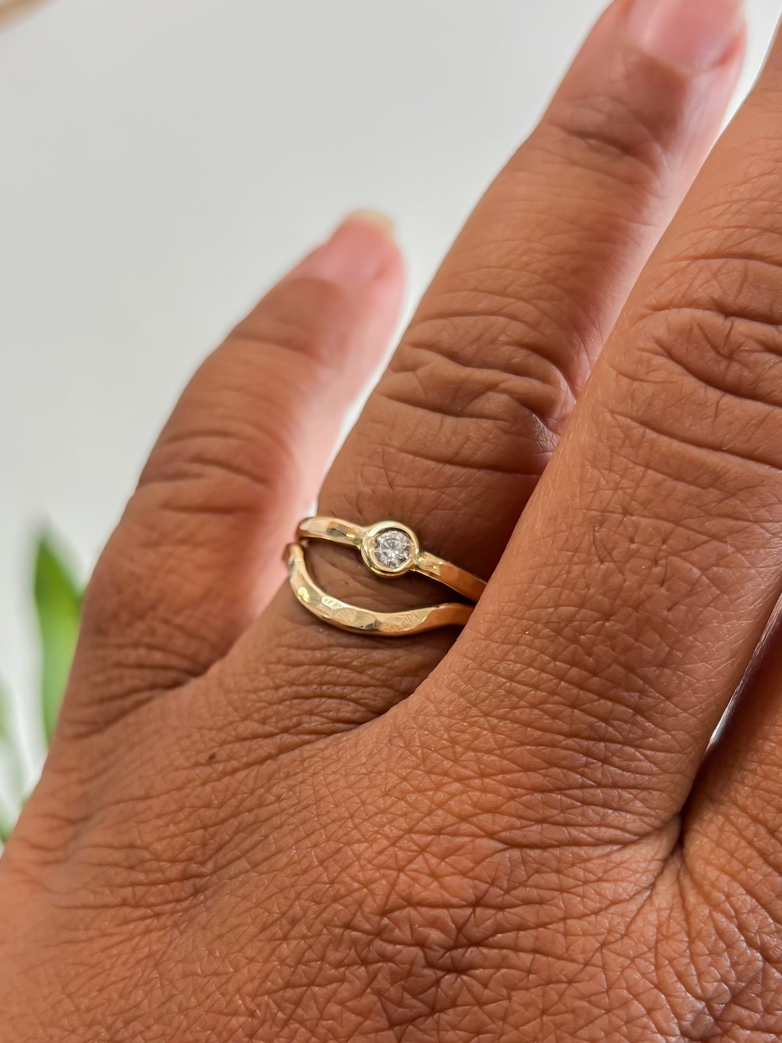 TRUE NORTH // floating diamond stacker