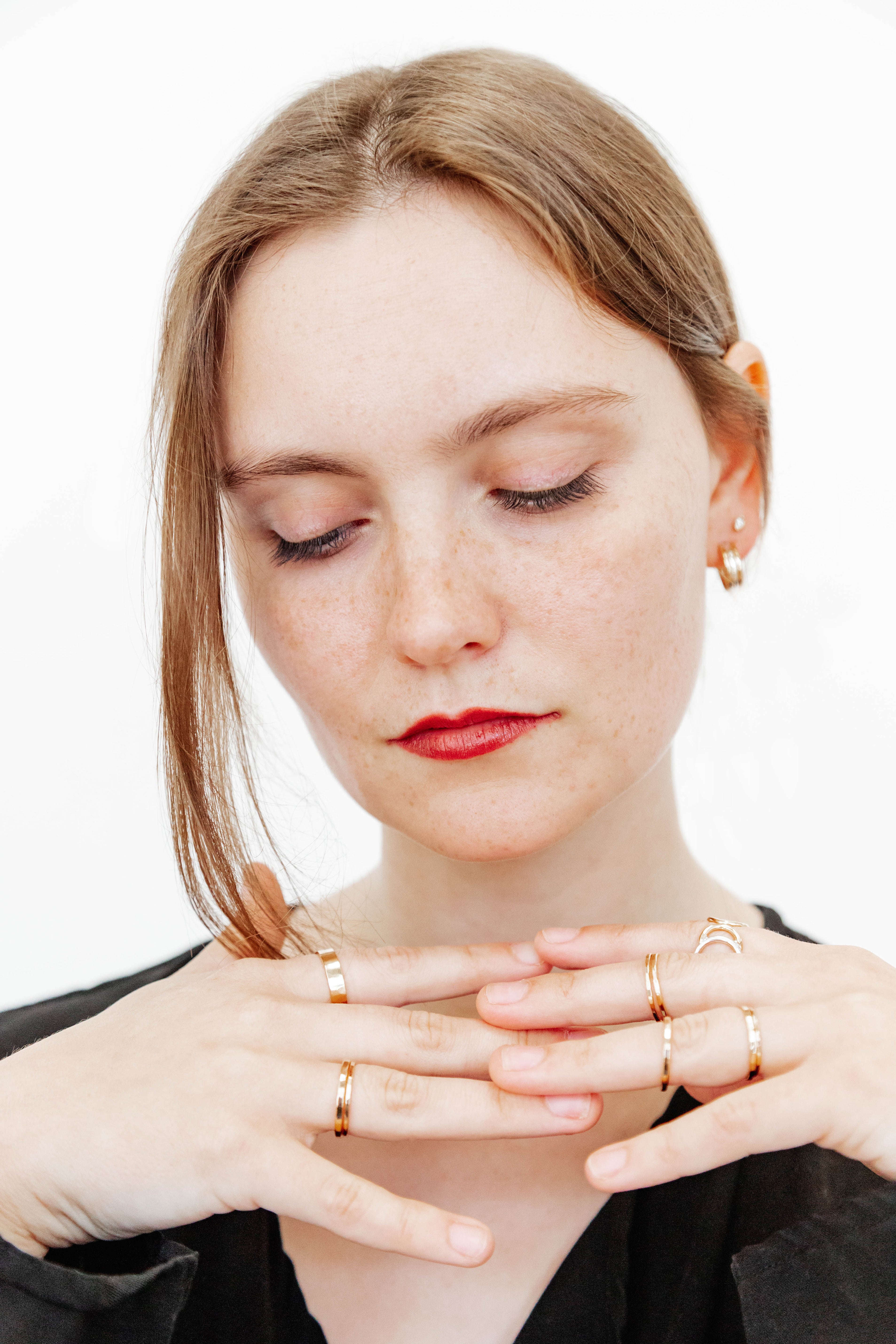 DIAMOND MARQUISE // flat back studs