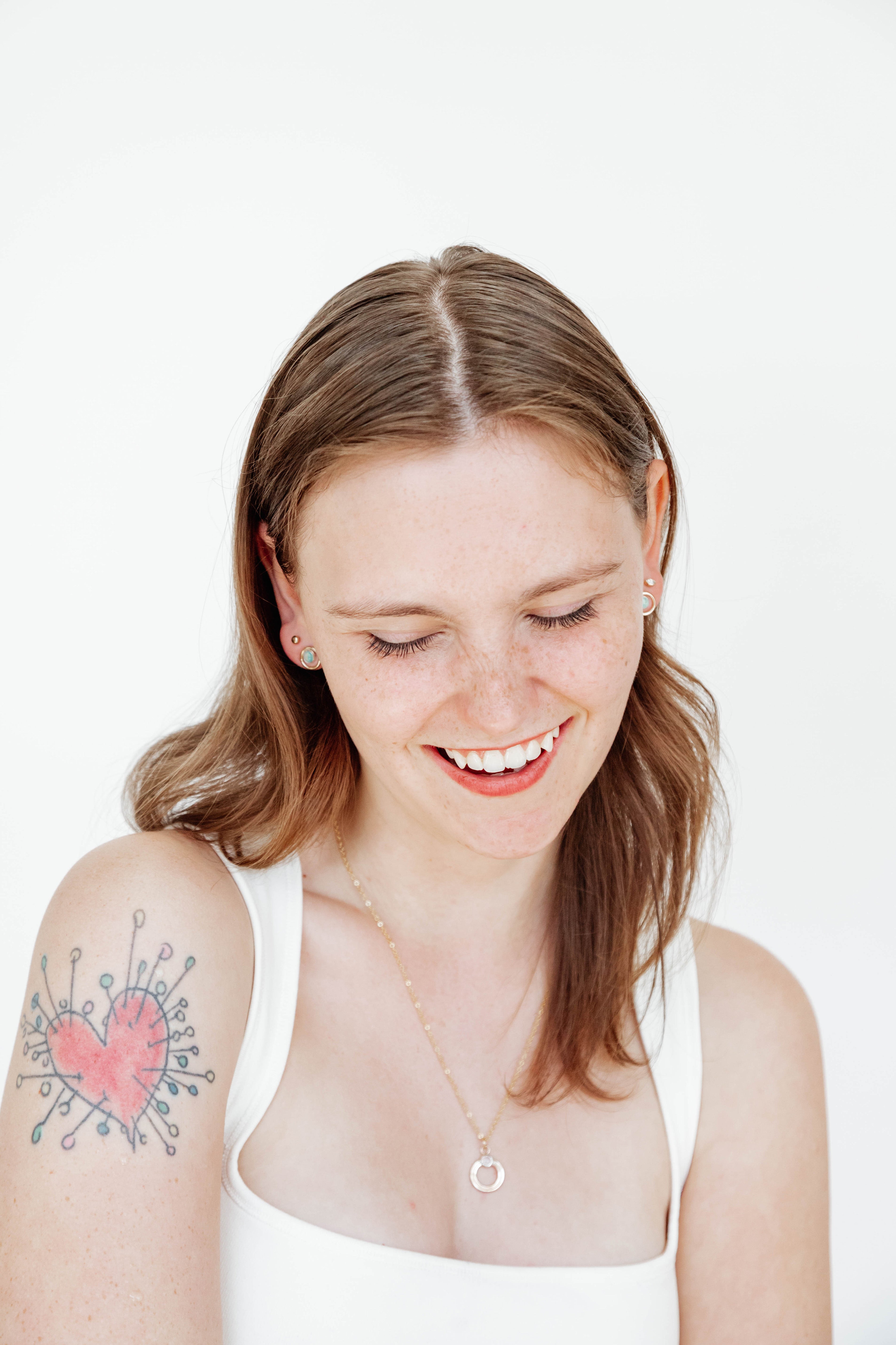 DIAMOND MARQUISE // flat back studs