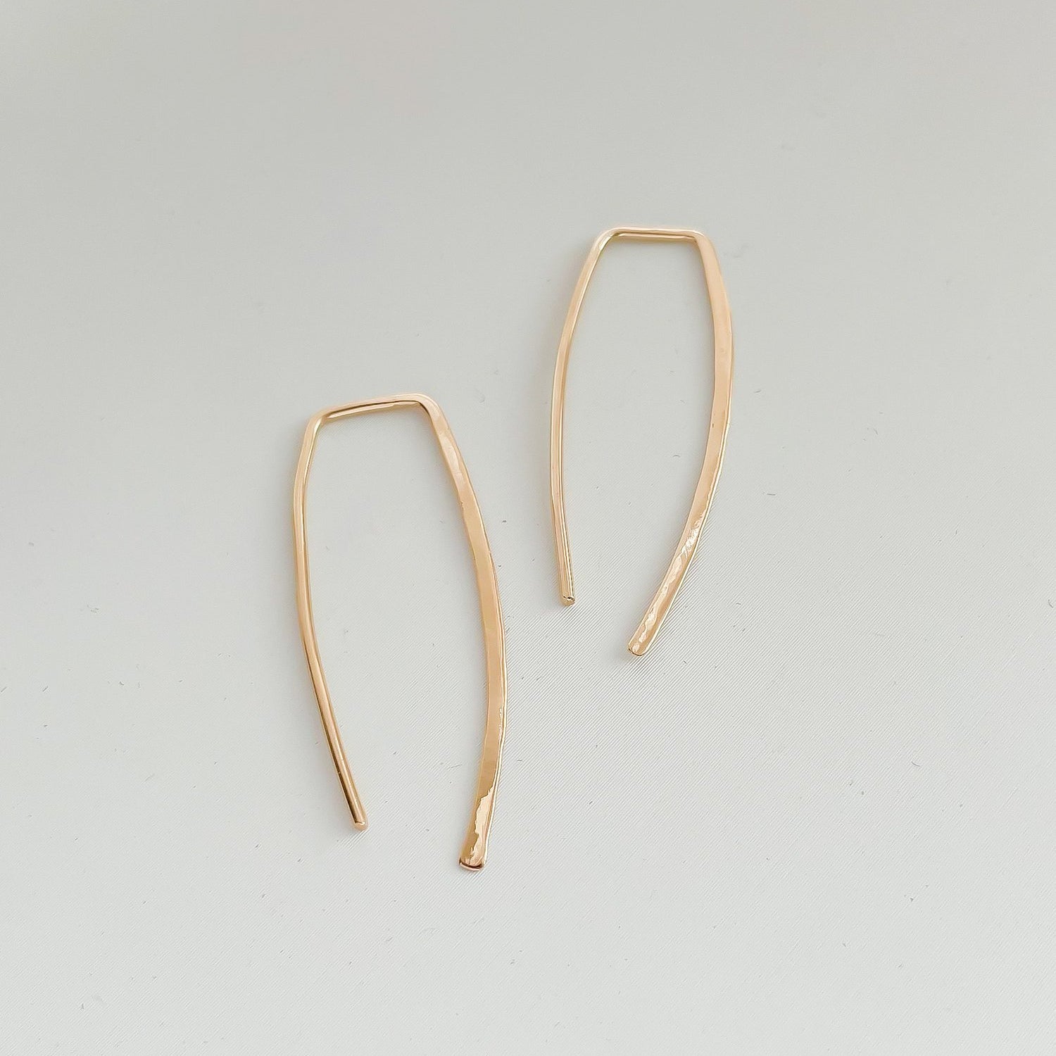 SUN & SELENE artemis threader earrings 