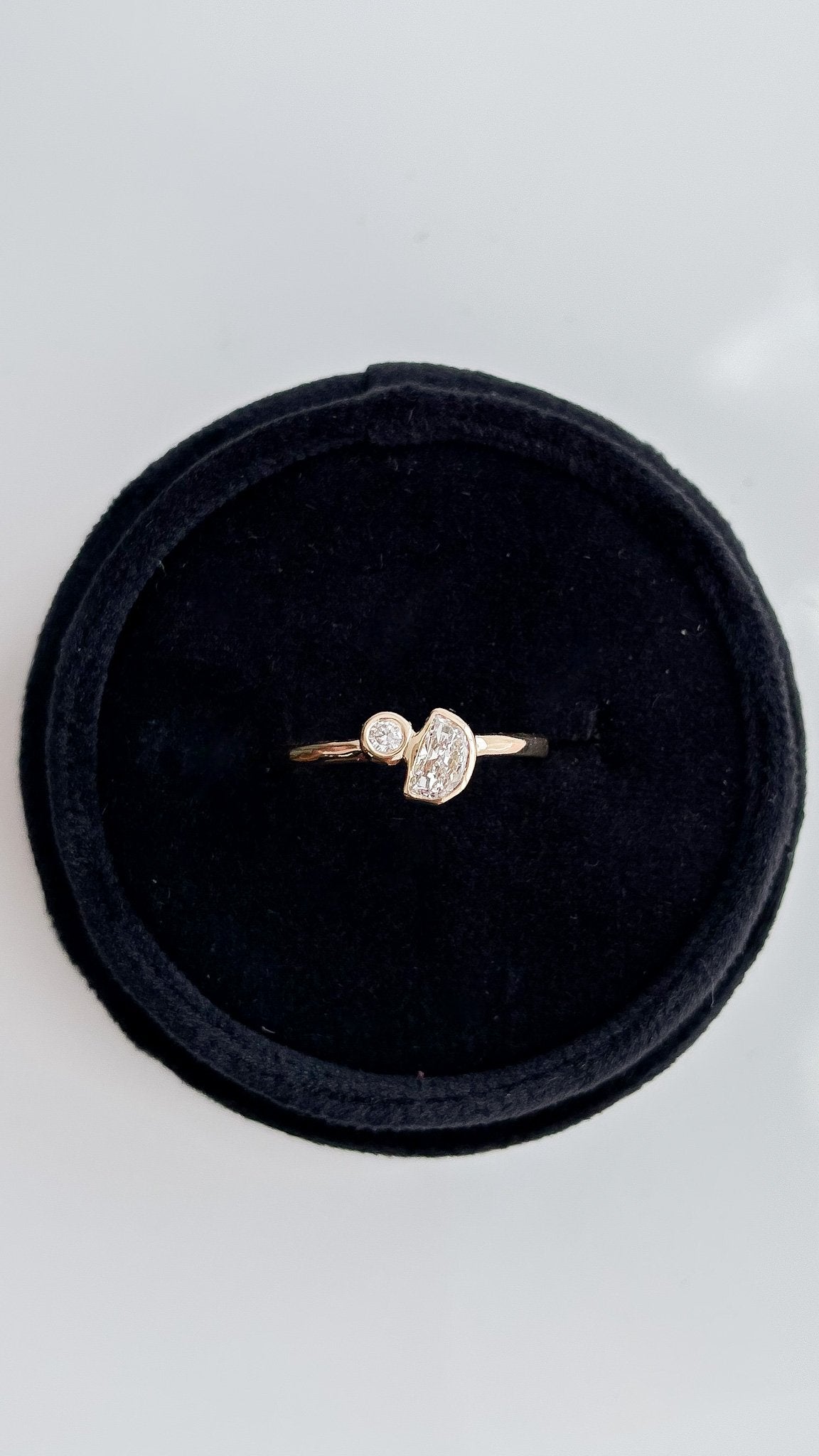 SUN & SELENE ascend diamond engagement ring