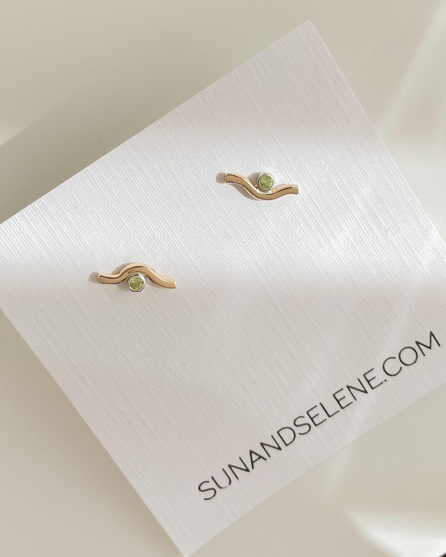 ESTIVA// wave stud
