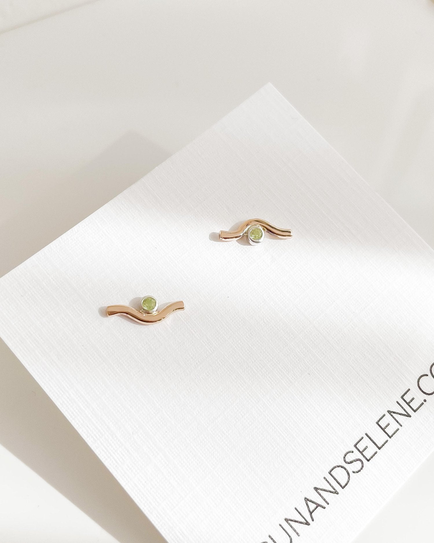 ESTIVA// wave stud