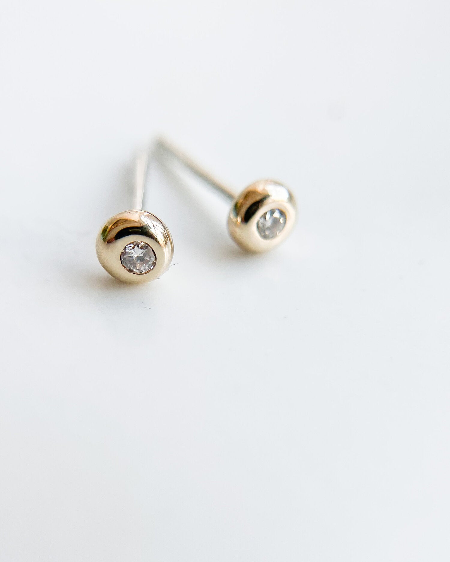 SUN & SELENE GAIA diamond studs