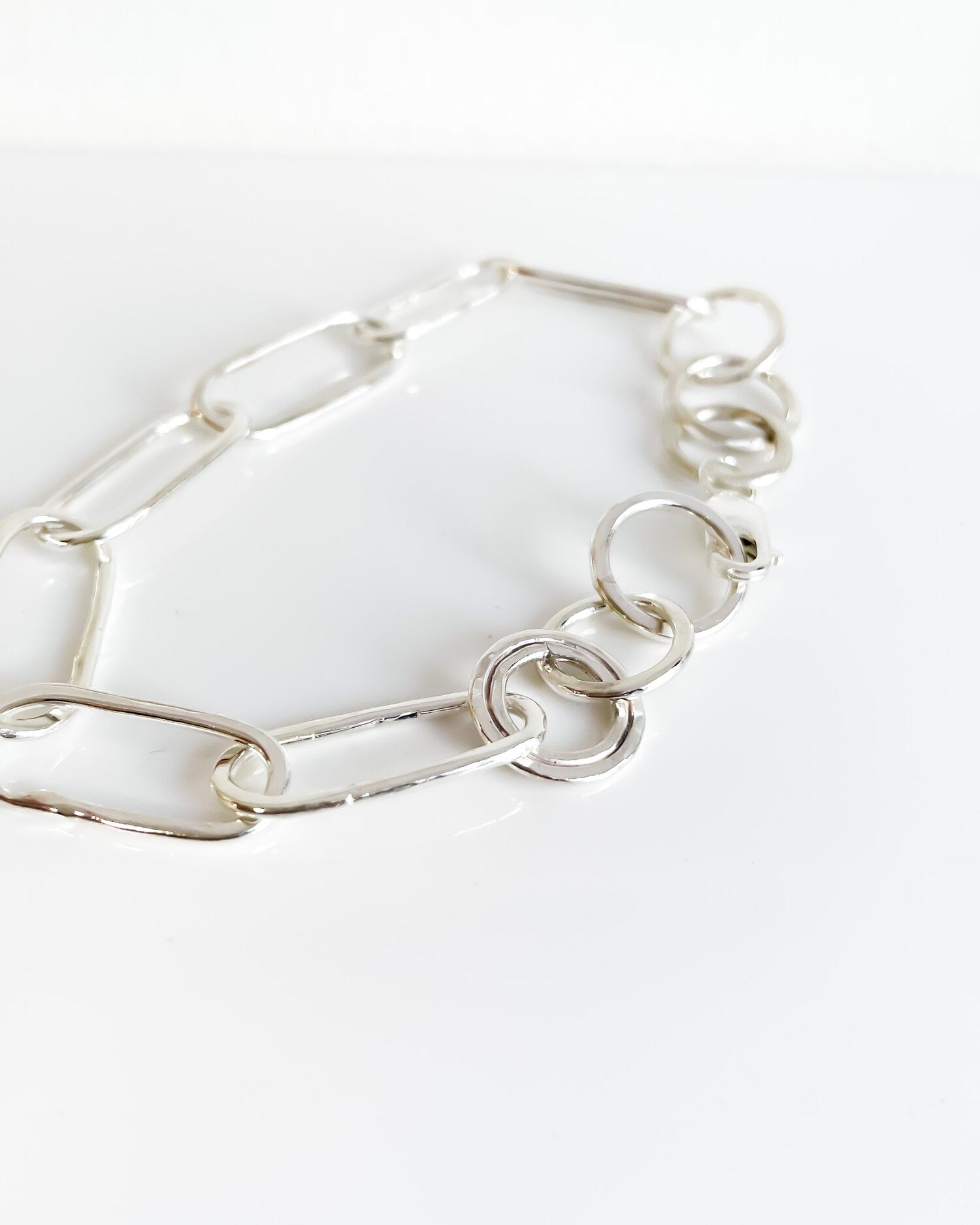 SUN & SELENE silver oval link bracelet