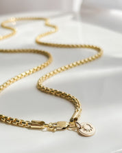 SUN & SELENE SAIL sleek box chain