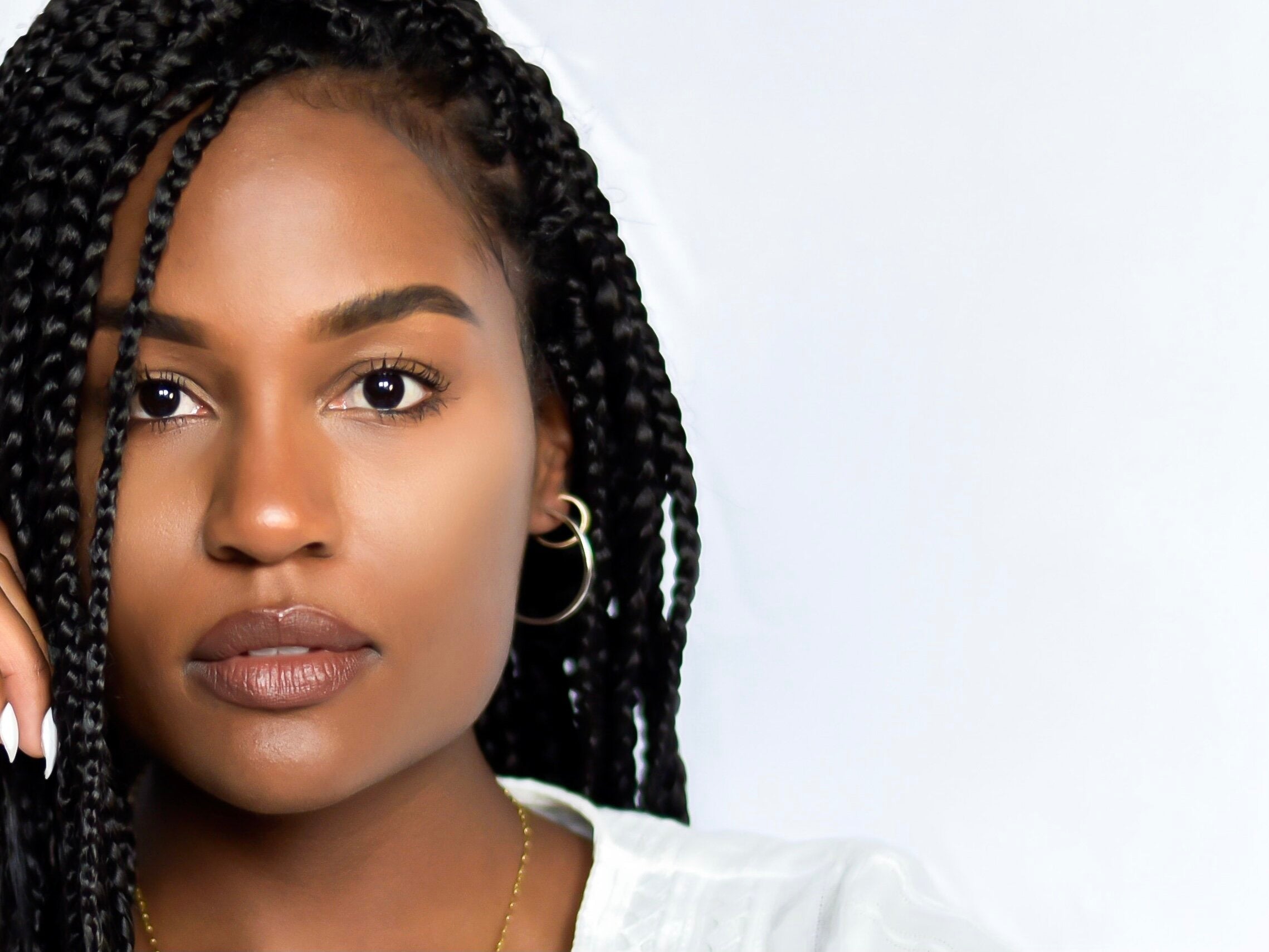 SUN & SELENE the naked hoops on model