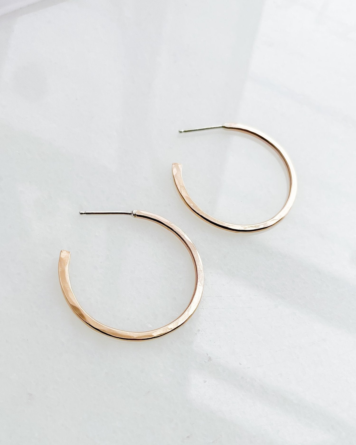 SUN & SELENE everyday hoops
