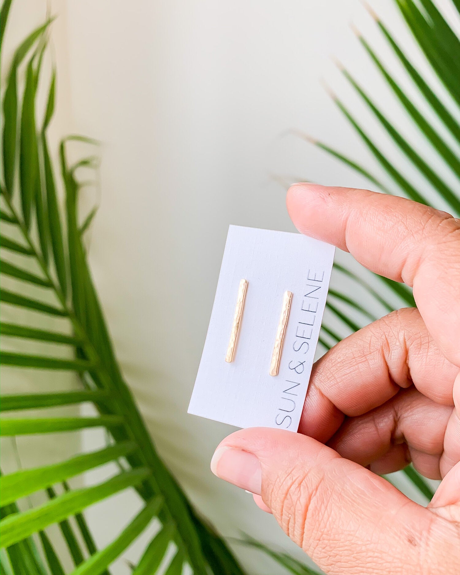 SUN & SELENE classic bar studs on card