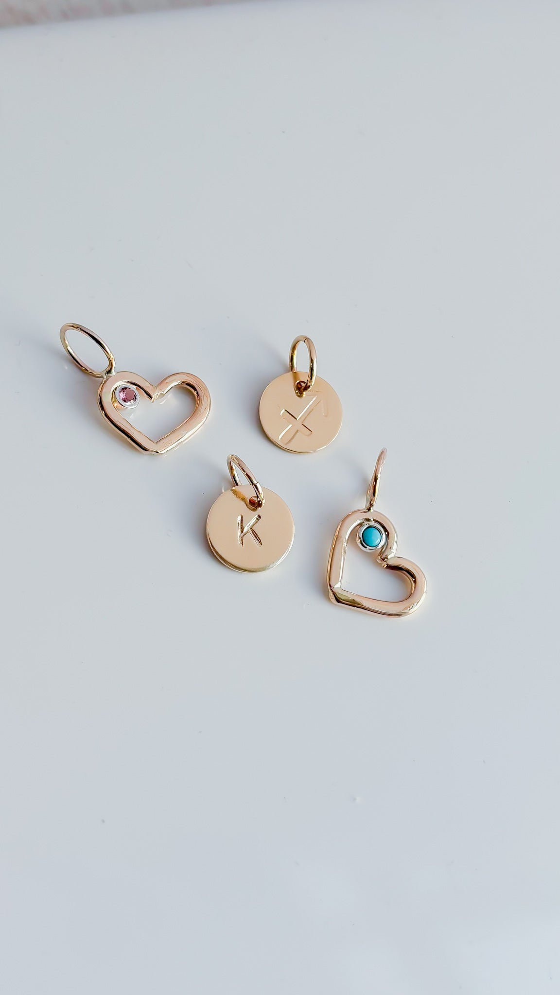 initial necklace for mom
personalized necklace heart