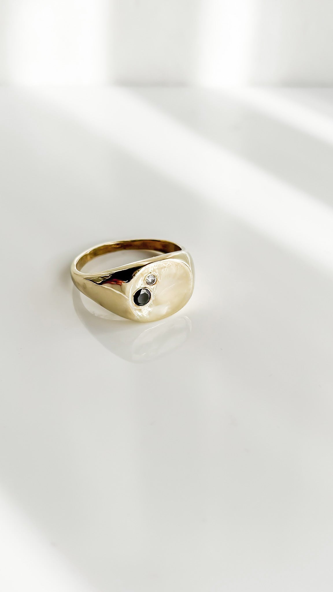AXIS // diamond duo signet
