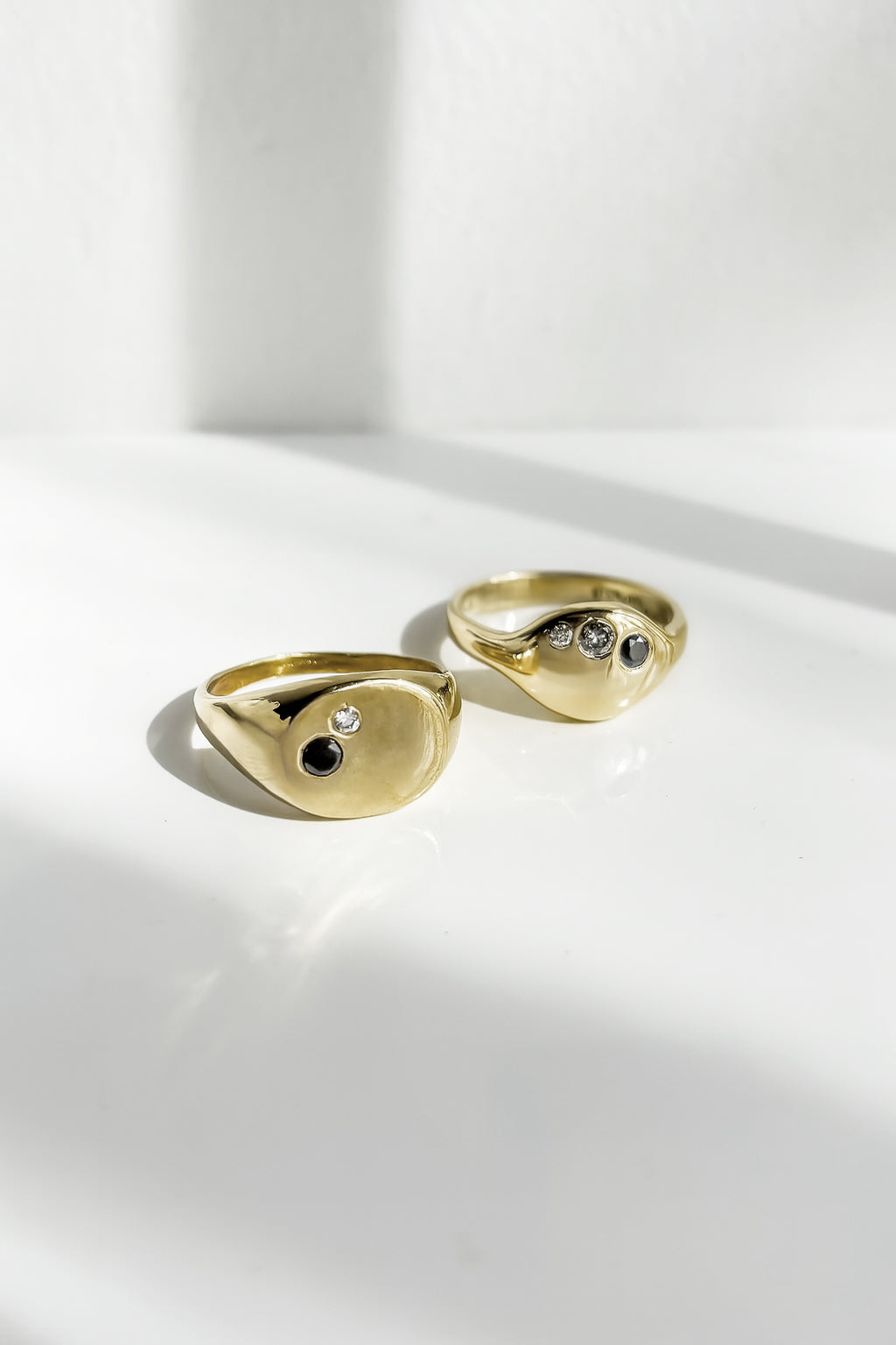 AXIS // diamond duo signet
