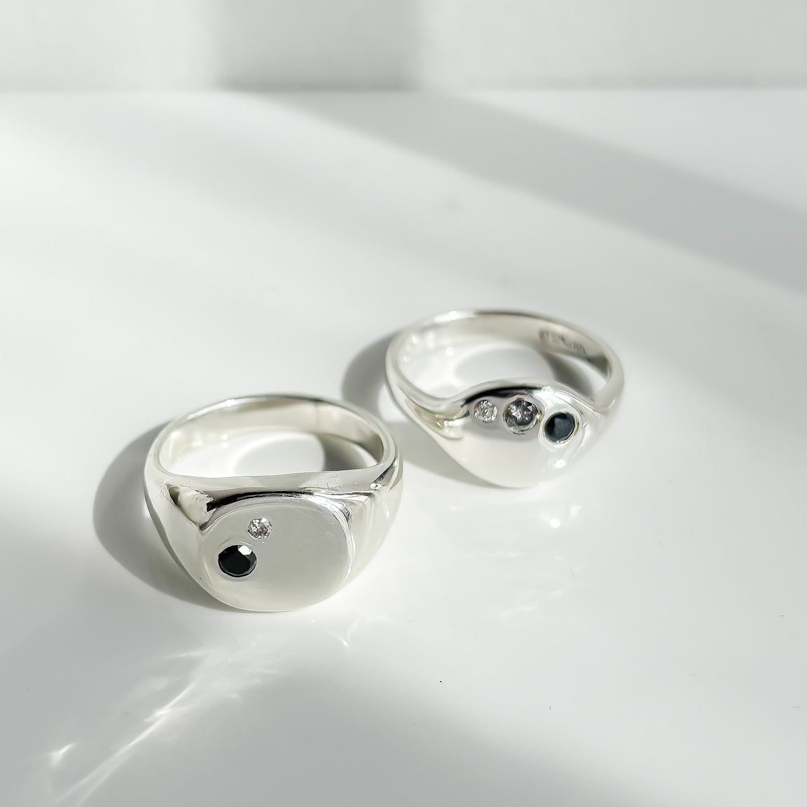 AxisTrineSilverDiamond_178d1e70-1c5b-47b6-add6-61d58df68269.jpg