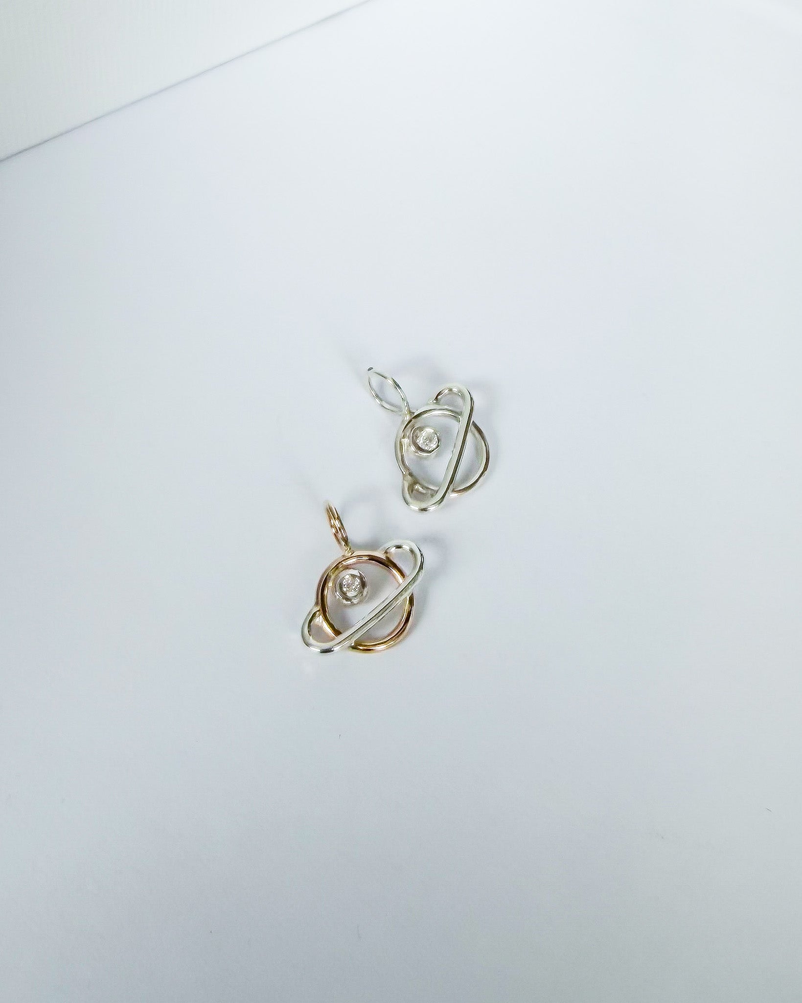 CASSINI//ellipse pendant