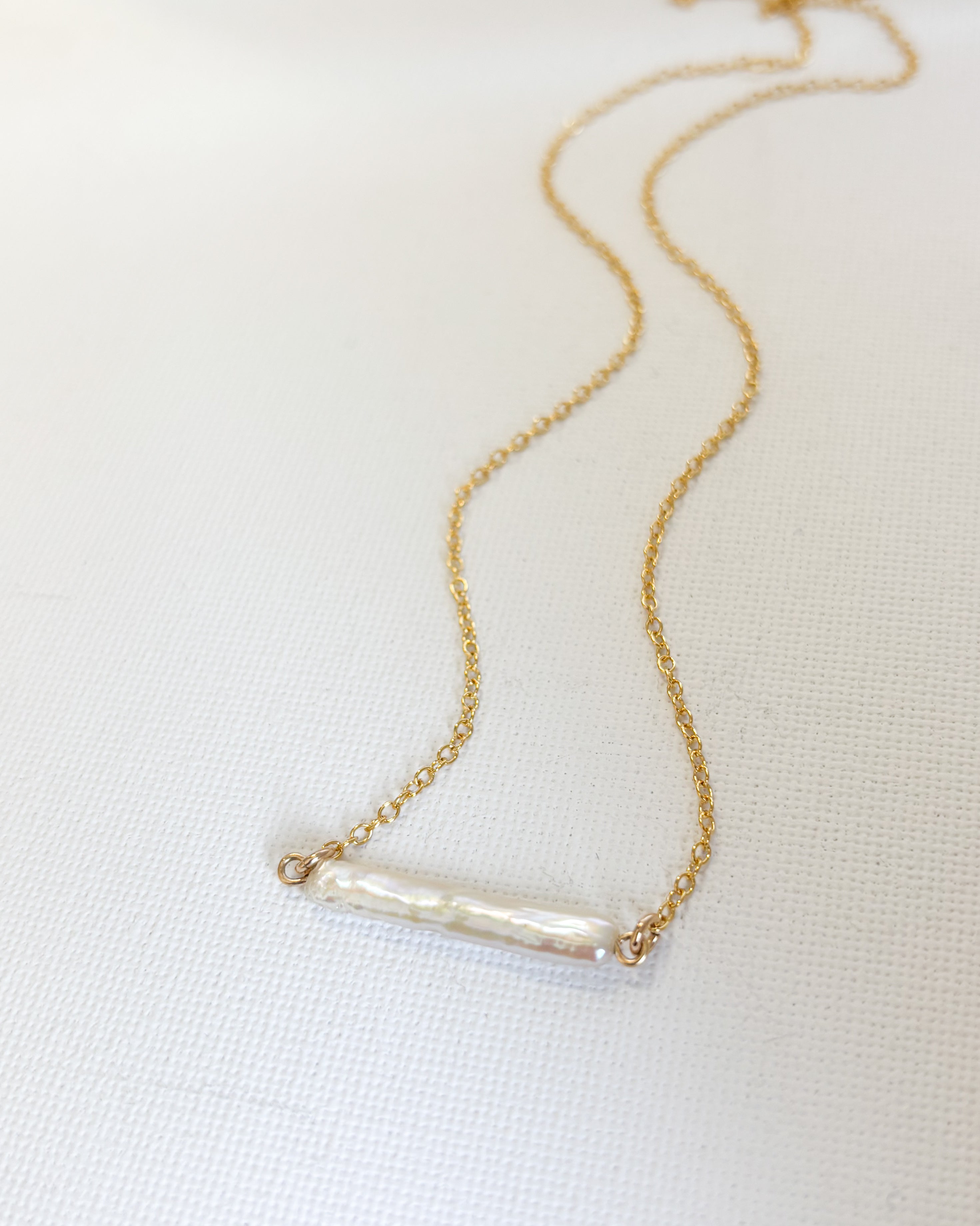 SAMPLE SALE FRESHWATER PEARL NECKLACE