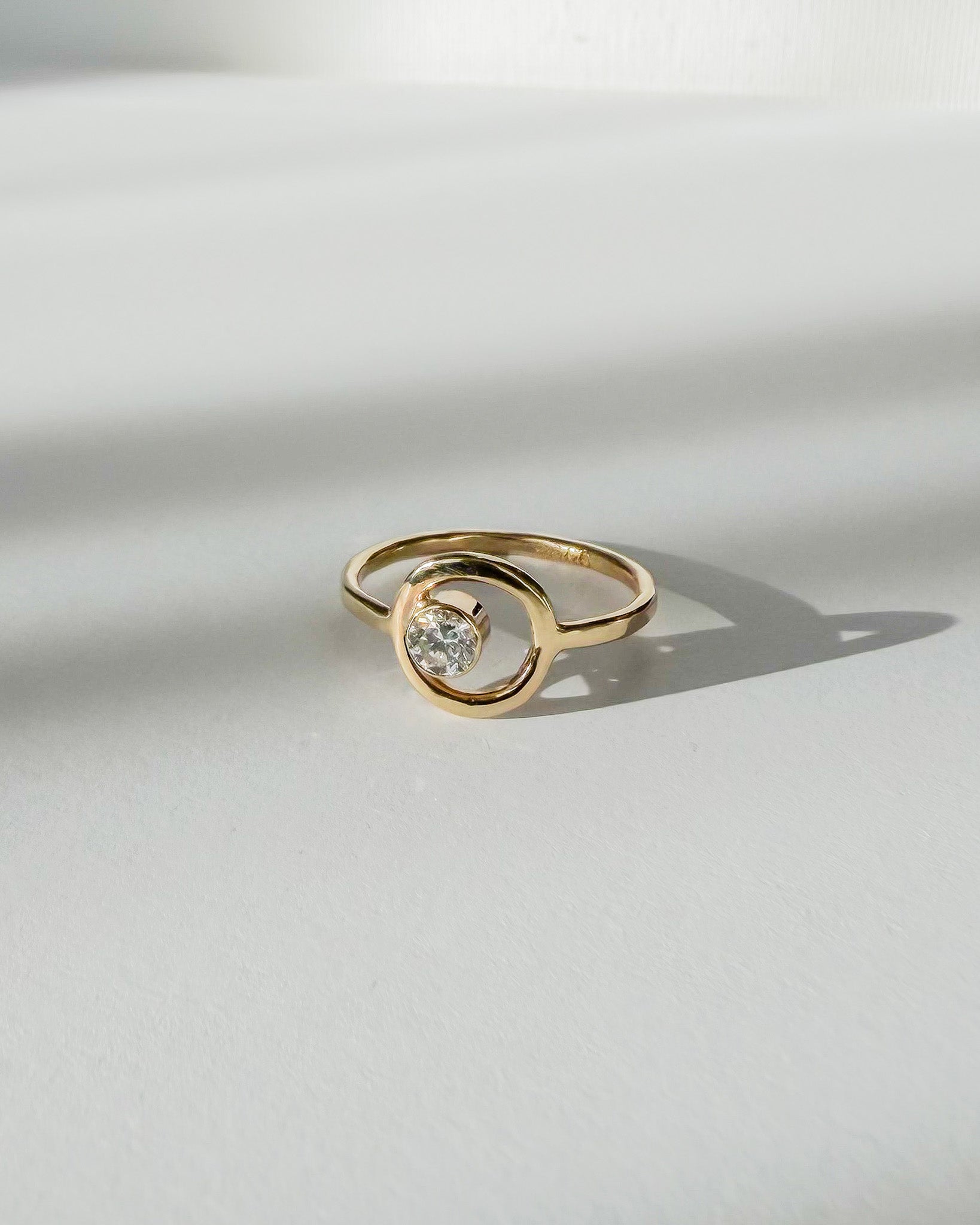 HALO// diamond solitaire