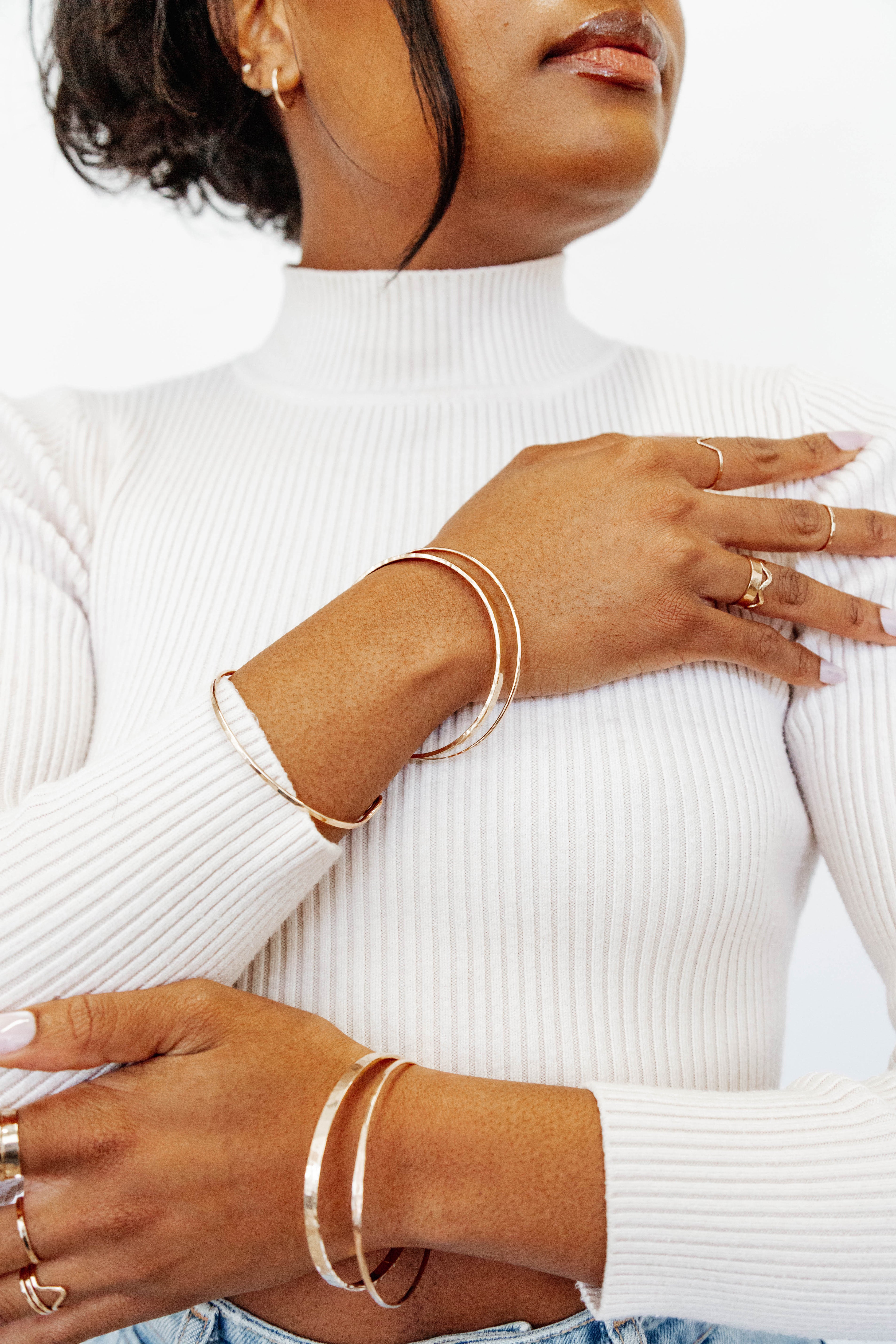 ESTIVA// wave bangle