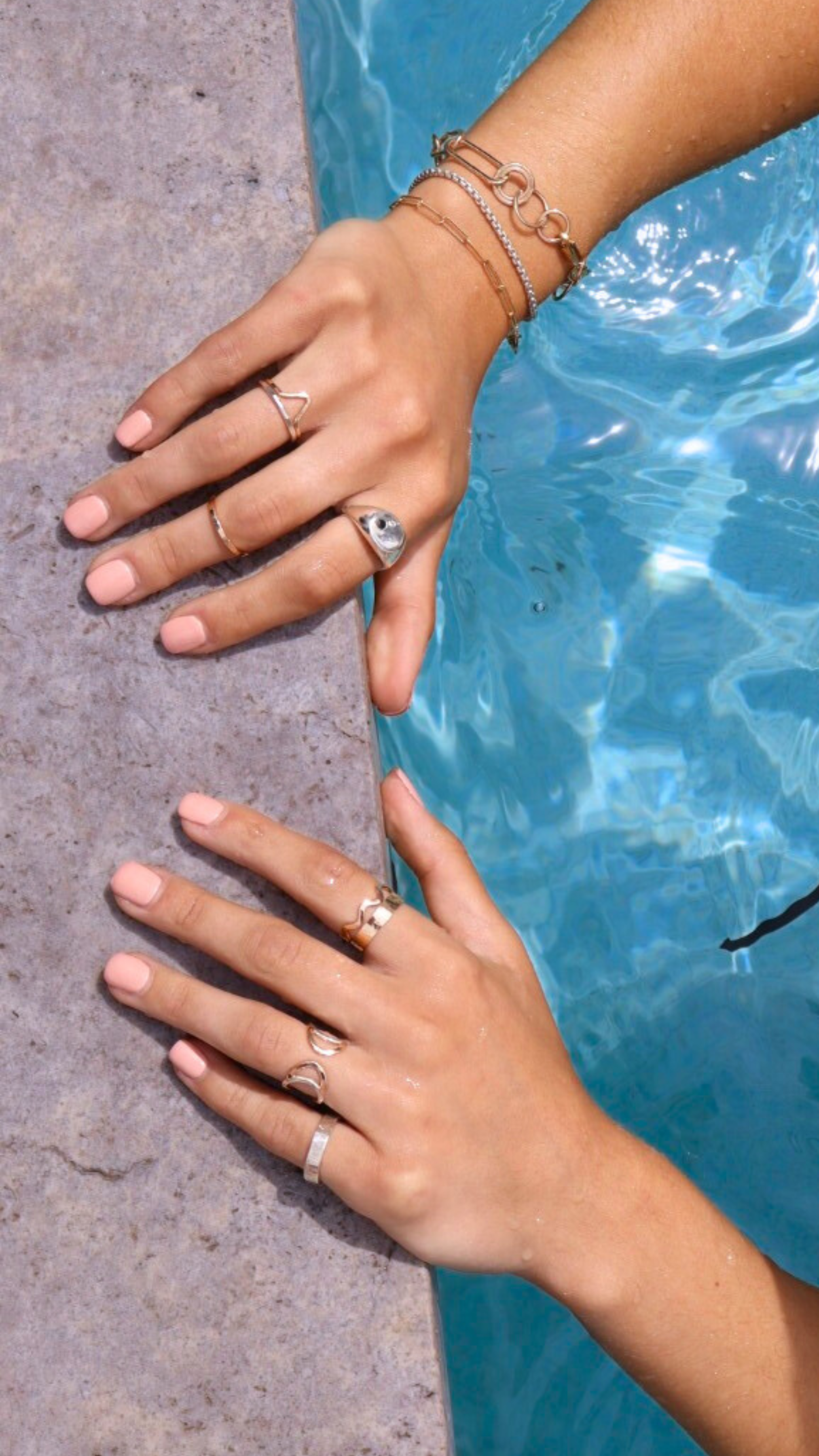 AXIS // diamond duo signet