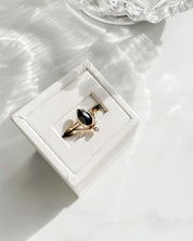 SUN & SELENE wedding ring set 