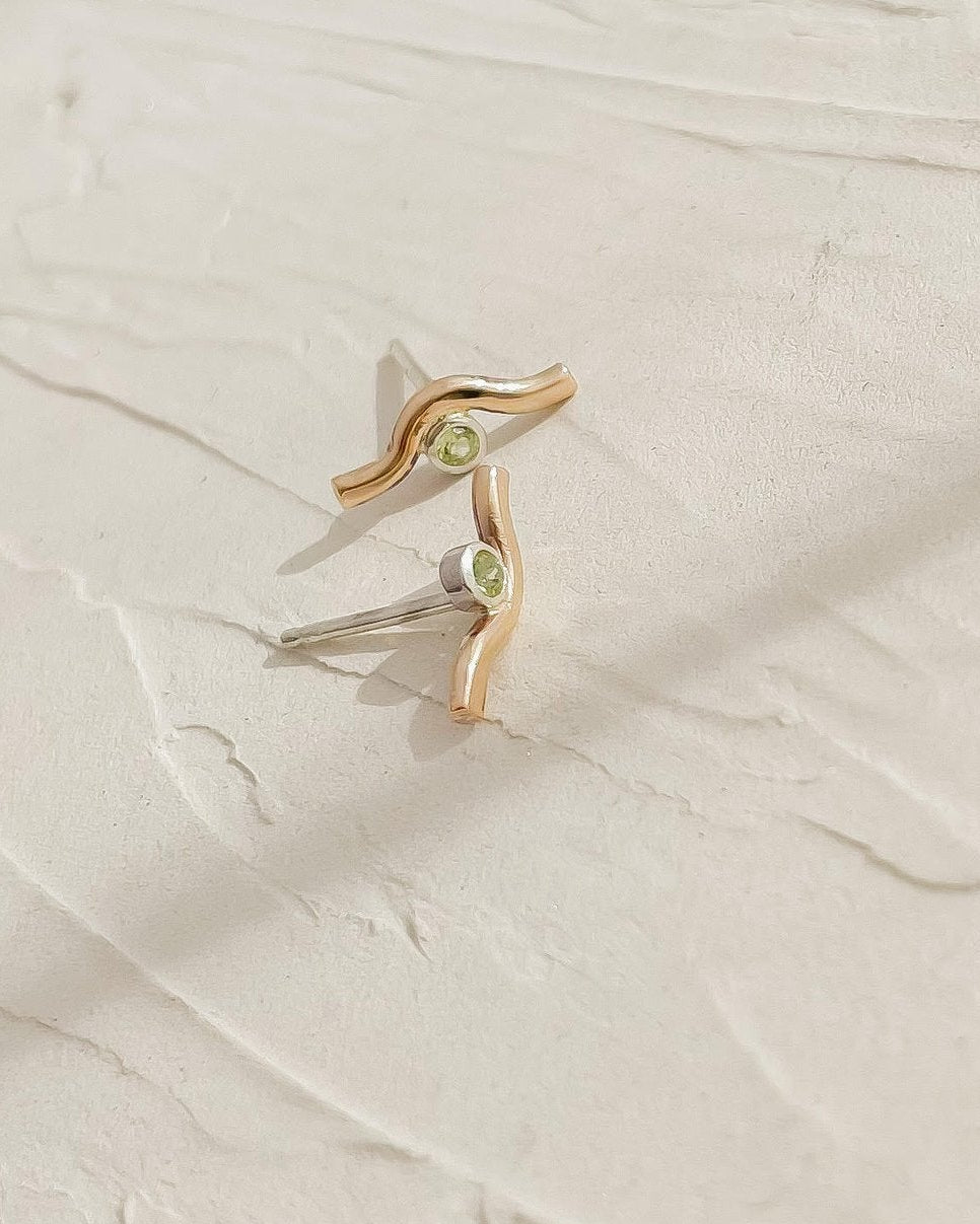 ESTIVA// wave stud