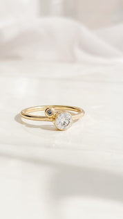 SUN & SELENE eternal orbit engagement ring