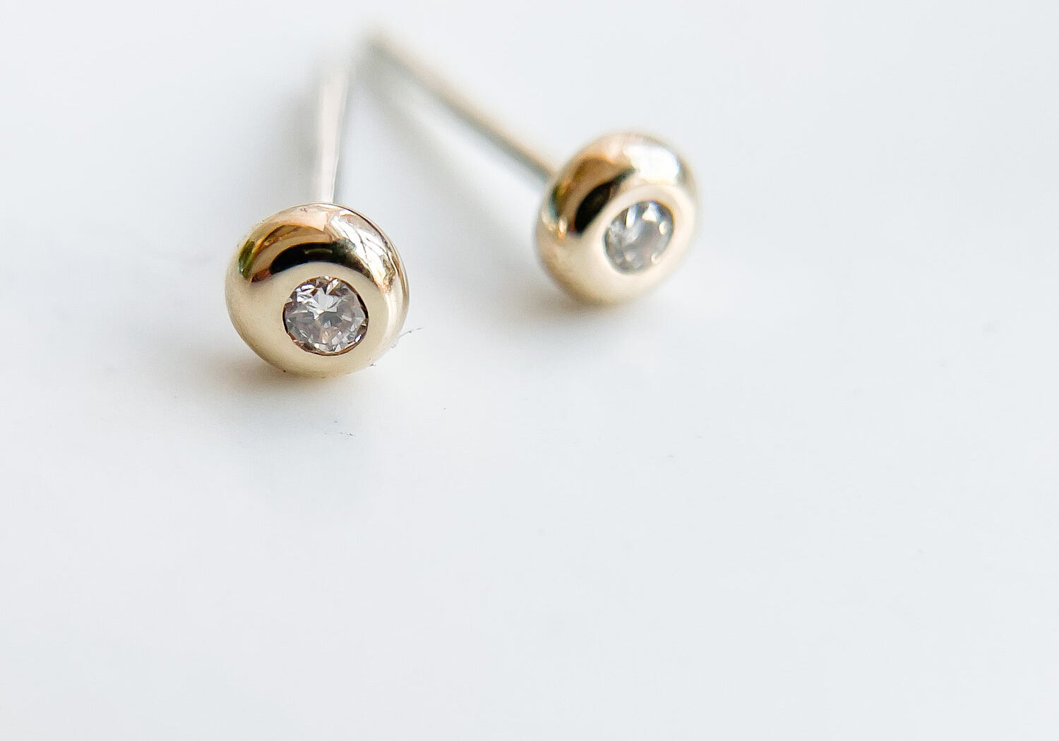 SUN & SELENE GAIA diamond studs