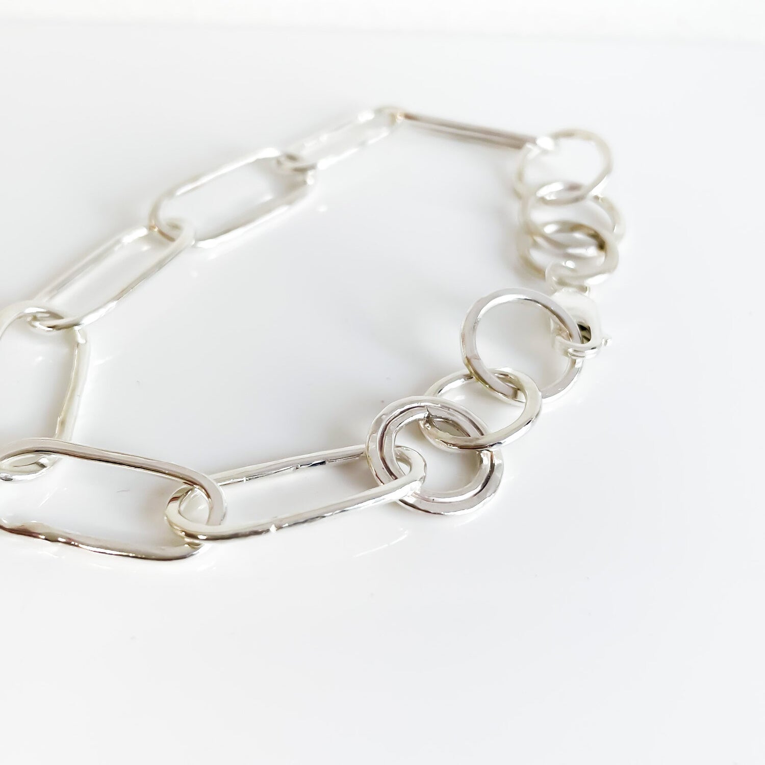 SUN & SELENE silver oval link bracelet