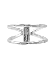 SUN & SELENE seshat ring in silver