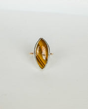 AMULET RING // tigers eye